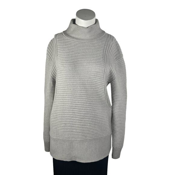 Athleta Women's Turtleneck Sweater XS Gray Ribbed 100% Extra Fine Merino Wool - Picture 1 of 7